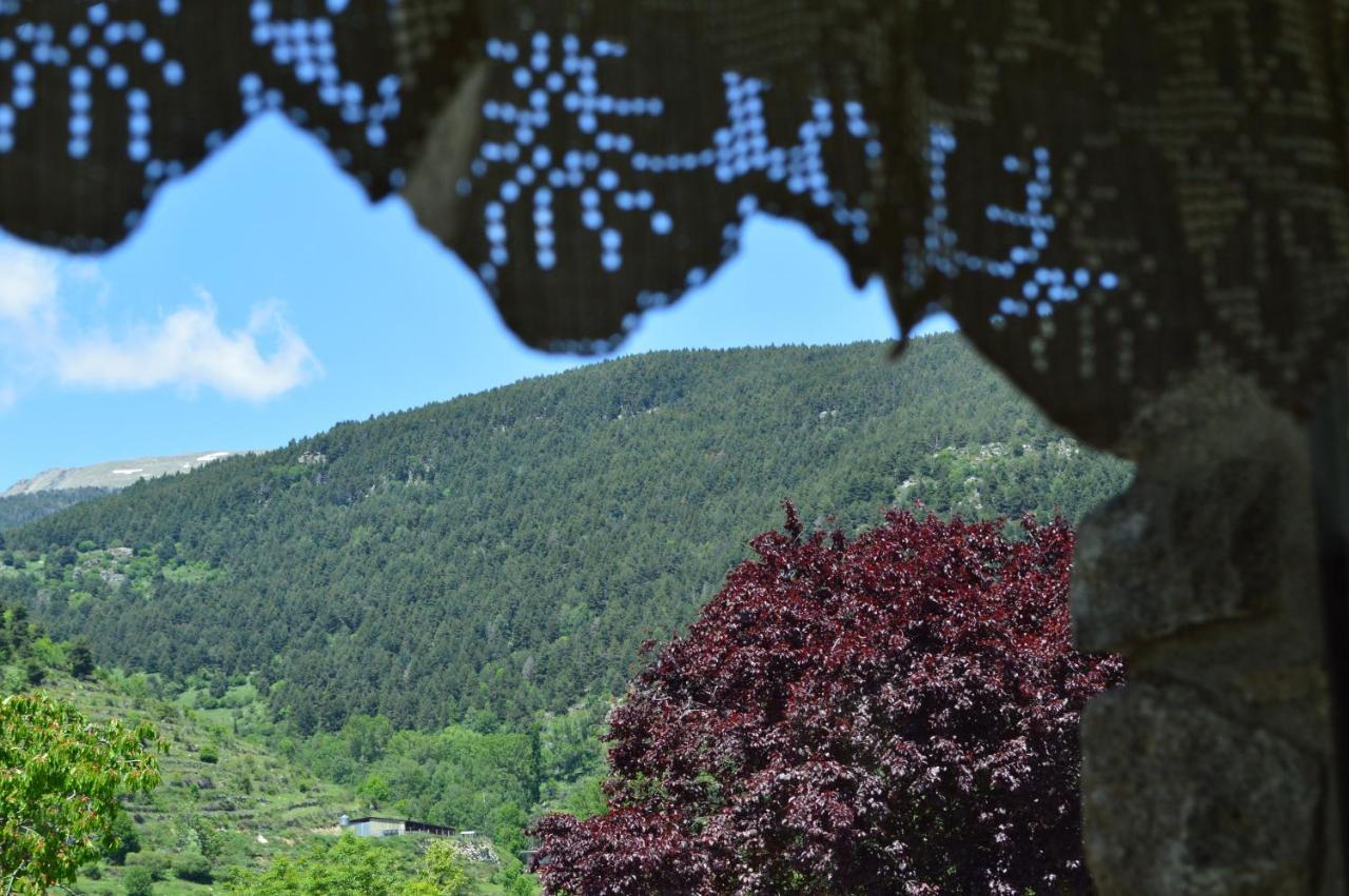 Hostal Pas De La Pera Aransa Bagian luar foto
