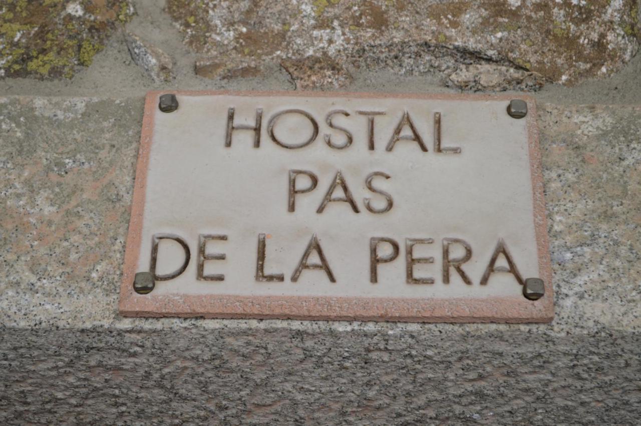 Hostal Pas De La Pera Aransa Bagian luar foto
