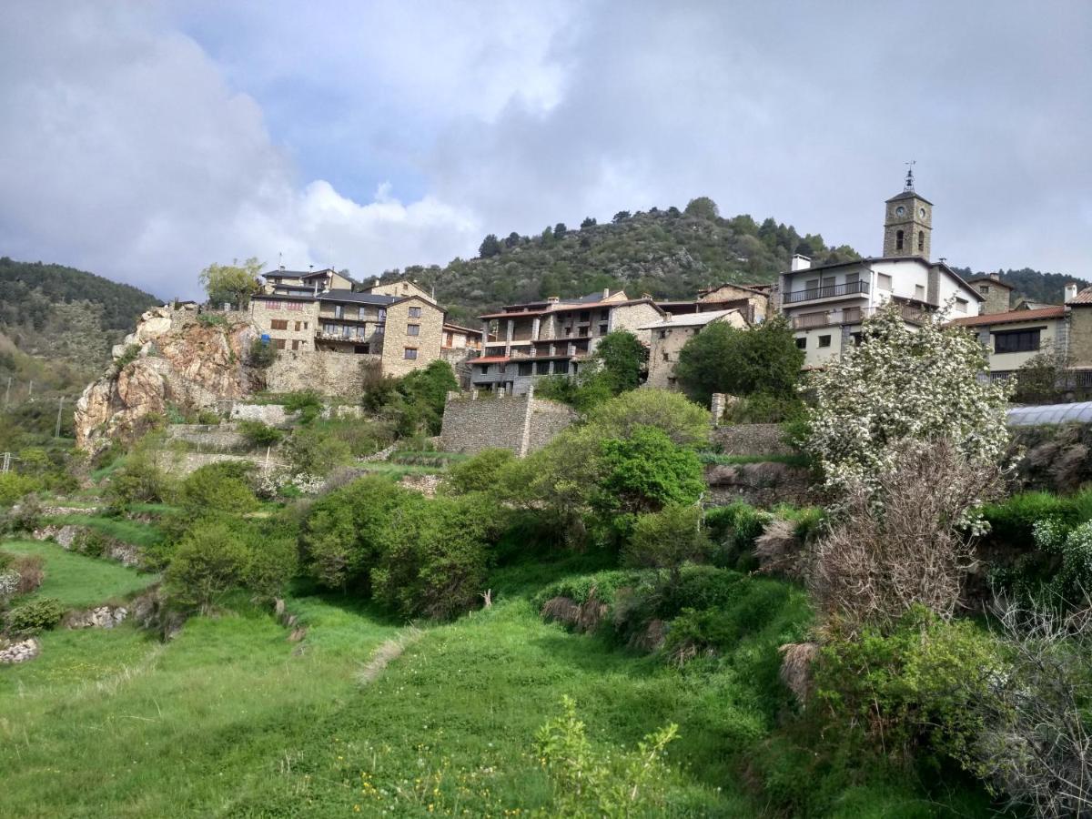 Hostal Pas De La Pera Aransa Bagian luar foto