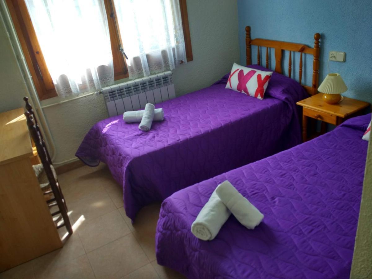 Hostal Pas De La Pera Aransa Bagian luar foto