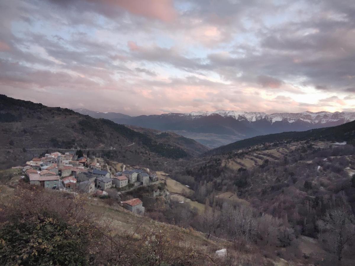 Hostal Pas De La Pera Aransa Bagian luar foto